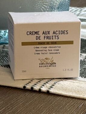 Créme Aux Acides De Fruits - Biologique Recherche